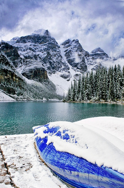 Moraine Lake, Canada